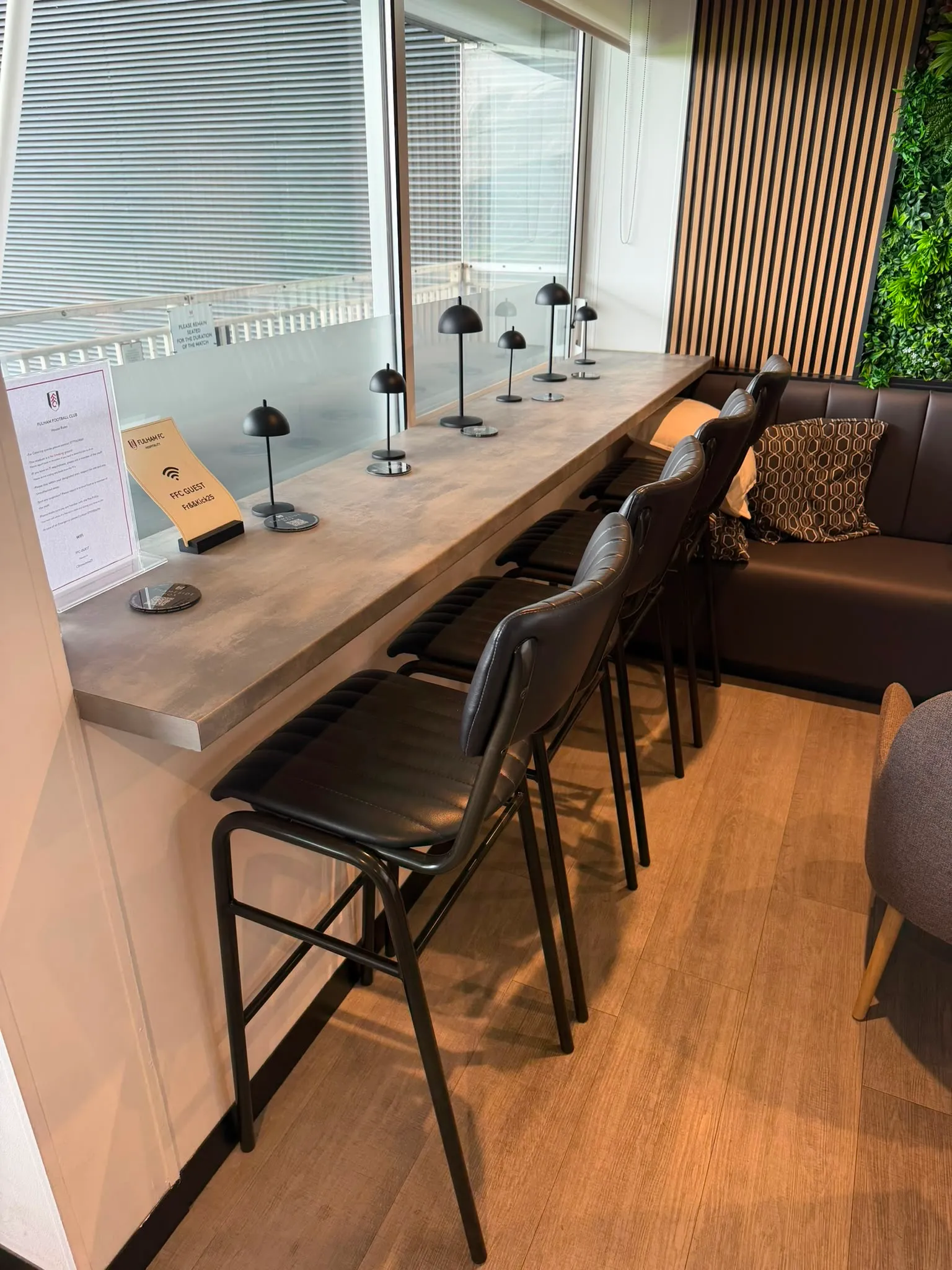 20 Person Suite gallery image 2