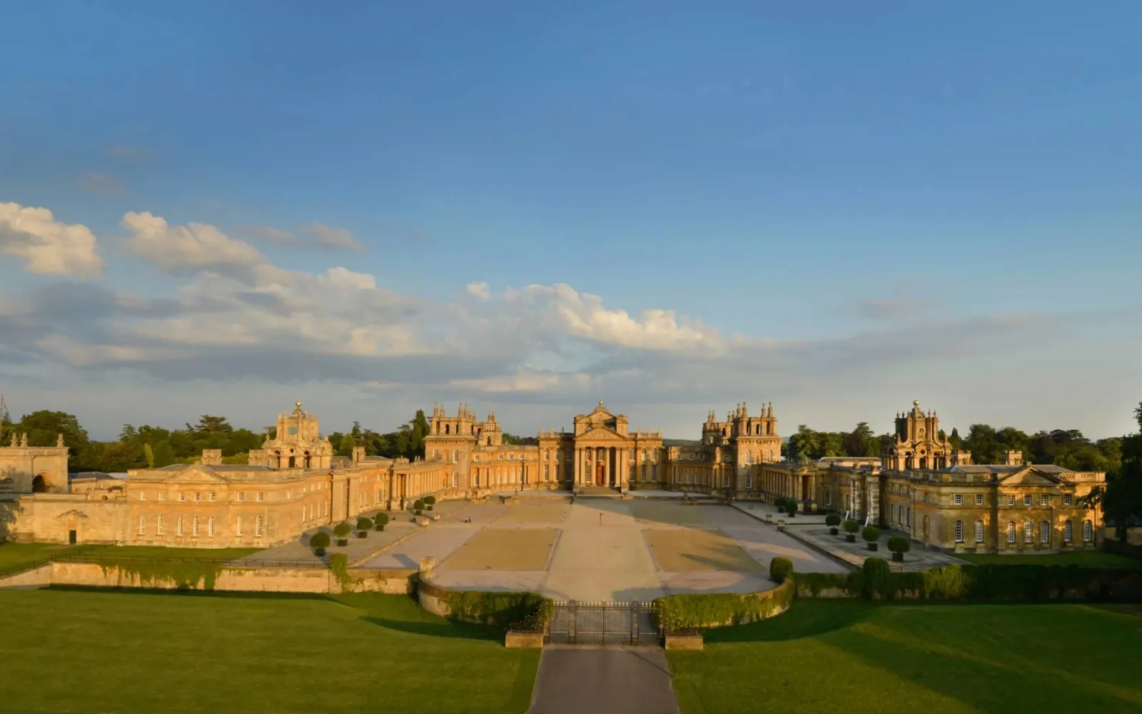 Blenheim Palace Grounds